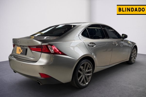 LEXUS IS250 F-SPORT 2.5 V6 24V GASOLINA 4P AUTOMÁTICO 2013/2014